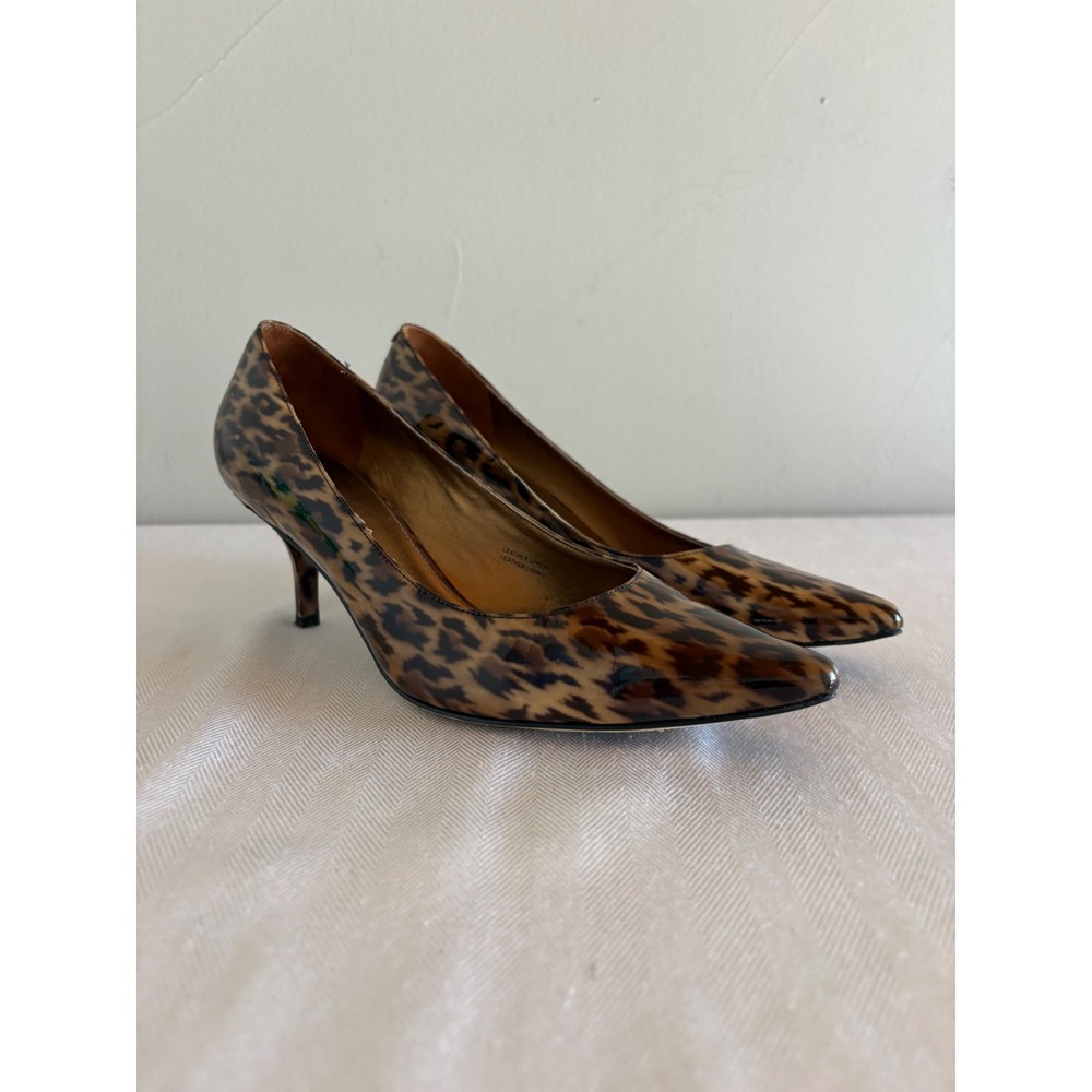 Via Spiga Womens Leopard Patent Leather Pointed Toe Kitten Heel Pumps Size 7